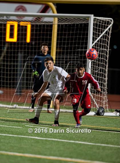 Thumbnail 2 in Cibola vs. South Mountain (AIA D2 Semifinal) photogallery.