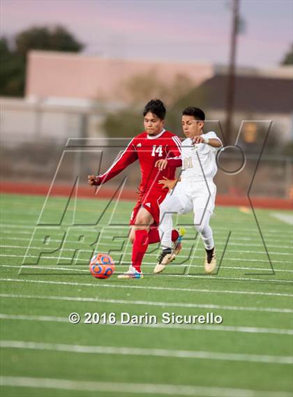 Thumbnail 2 in Cibola vs. South Mountain (AIA D2 Semifinal) photogallery.