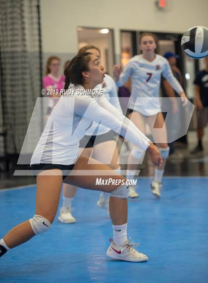 Thumbnail 2 in Rancho Bernardo vs. Rio Mesa (La Jolla Coastal Tournament)  photogallery.
