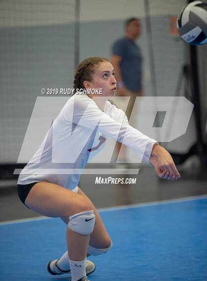 Thumbnail 1 in Rancho Bernardo vs. Rio Mesa (La Jolla Coastal Tournament)  photogallery.