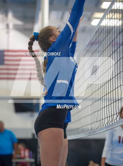 Thumbnail 1 in Rancho Bernardo vs. Rio Mesa (La Jolla Coastal Tournament)  photogallery.