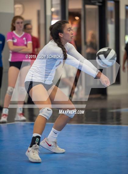 Thumbnail 3 in Rancho Bernardo vs. Rio Mesa (La Jolla Coastal Tournament)  photogallery.