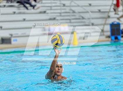 Thumbnail 2 in Crespi @ El Segundo photogallery.