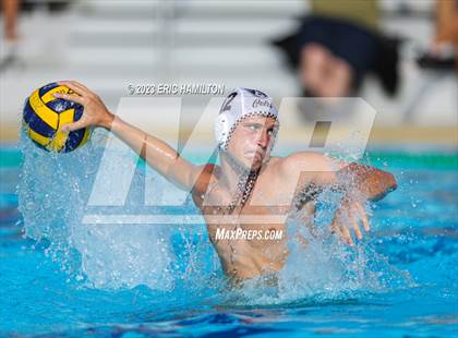 Thumbnail 3 in Crespi @ El Segundo photogallery.