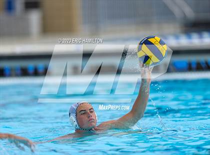Thumbnail 3 in Crespi @ El Segundo photogallery.