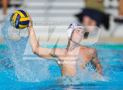 Thumbnail 1 in Crespi @ El Segundo photogallery.