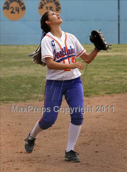 Thumbnail 3 in Westlake @ Oaks Christian (Valley Classic) photogallery.