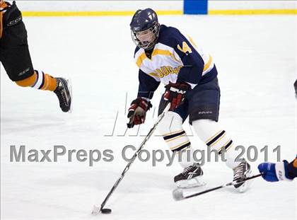 Thumbnail 3 in Clayton vs. Burroughs photogallery.