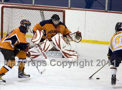 Thumbnail 3 in Clayton vs. Burroughs photogallery.