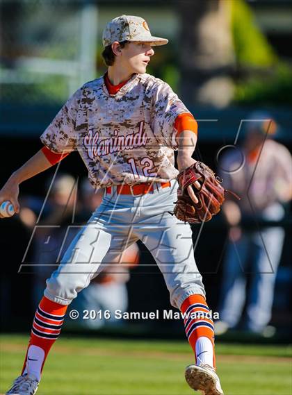 Thumbnail 3 in Harvard-Westlake vs Chaminade photogallery.