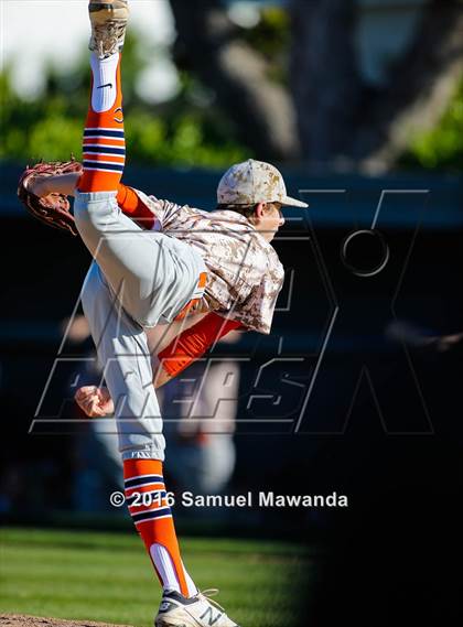 Thumbnail 1 in Harvard-Westlake vs Chaminade photogallery.