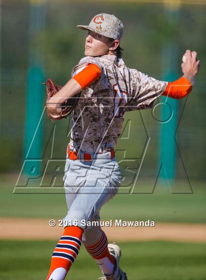 Thumbnail 1 in Harvard-Westlake vs Chaminade photogallery.