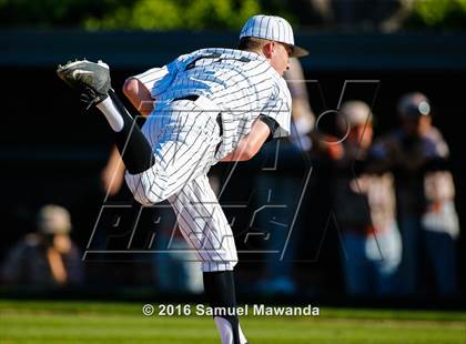 Thumbnail 1 in Harvard-Westlake vs Chaminade photogallery.