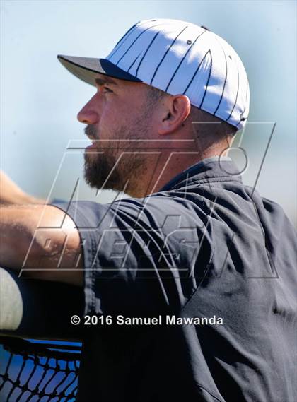 Thumbnail 2 in Harvard-Westlake vs Chaminade photogallery.