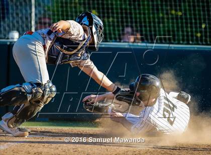 Thumbnail 2 in Harvard-Westlake vs Chaminade photogallery.