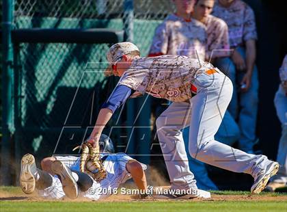 Thumbnail 1 in Harvard-Westlake vs Chaminade photogallery.