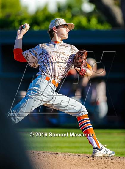 Thumbnail 2 in Harvard-Westlake vs Chaminade photogallery.