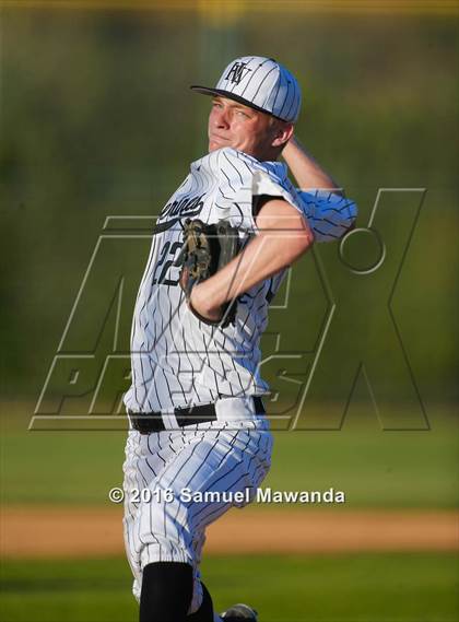 Thumbnail 1 in Harvard-Westlake vs Chaminade photogallery.