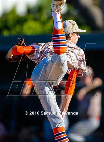 Thumbnail 3 in Harvard-Westlake vs Chaminade photogallery.