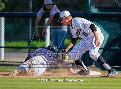 Thumbnail 2 in Harvard-Westlake vs Chaminade photogallery.