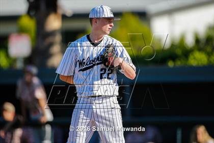 Thumbnail 3 in Harvard-Westlake vs Chaminade photogallery.