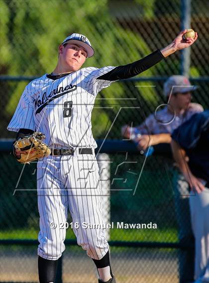 Thumbnail 2 in Harvard-Westlake vs Chaminade photogallery.