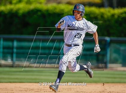 Thumbnail 3 in Harvard-Westlake vs Chaminade photogallery.