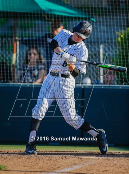 Thumbnail 3 in Harvard-Westlake vs Chaminade photogallery.