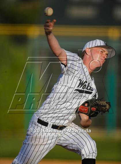 Thumbnail 1 in Harvard-Westlake vs Chaminade photogallery.