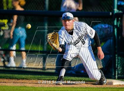 Thumbnail 1 in Harvard-Westlake vs Chaminade photogallery.