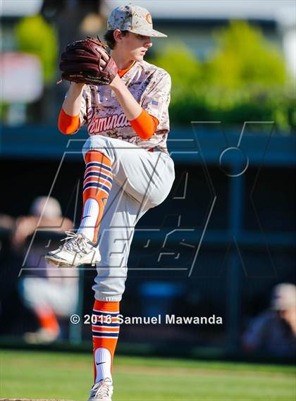 Thumbnail 1 in Harvard-Westlake vs Chaminade photogallery.