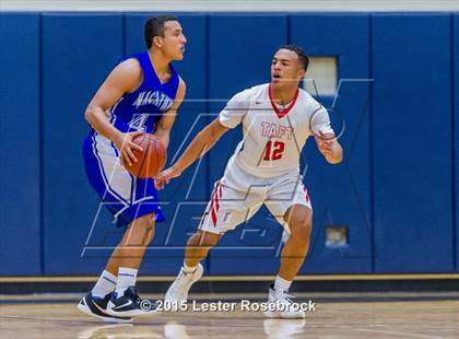 Thumbnail 2 in MacArthur vs Taft photogallery.