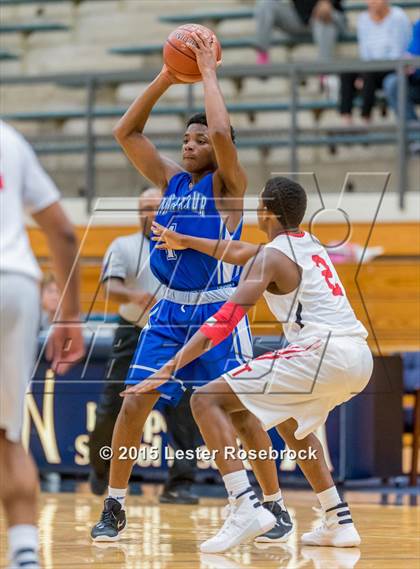 Thumbnail 2 in MacArthur vs Taft photogallery.