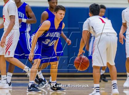 Thumbnail 3 in MacArthur vs Taft photogallery.