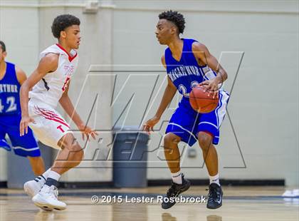 Thumbnail 2 in MacArthur vs Taft photogallery.