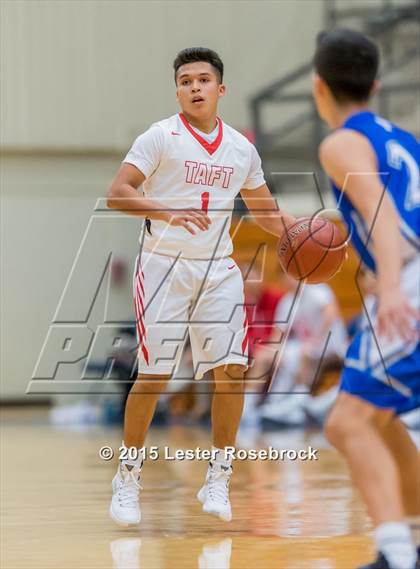 Thumbnail 1 in MacArthur vs Taft photogallery.