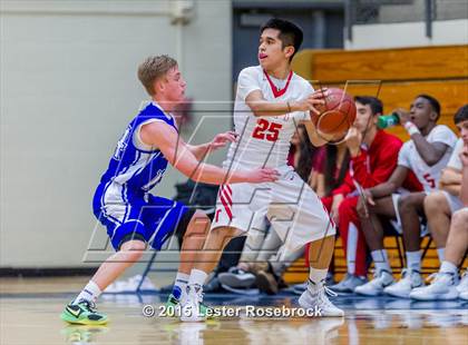 Thumbnail 3 in MacArthur vs Taft photogallery.