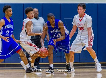 Thumbnail 1 in MacArthur vs Taft photogallery.