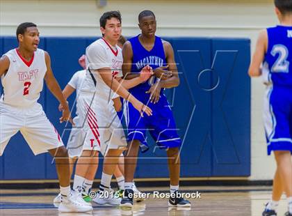 Thumbnail 1 in MacArthur vs Taft photogallery.