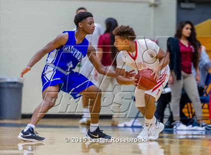 Thumbnail 2 in MacArthur vs Taft photogallery.