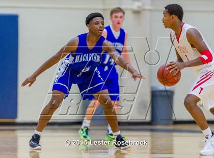 Thumbnail 1 in MacArthur vs Taft photogallery.