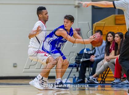 Thumbnail 1 in MacArthur vs Taft photogallery.