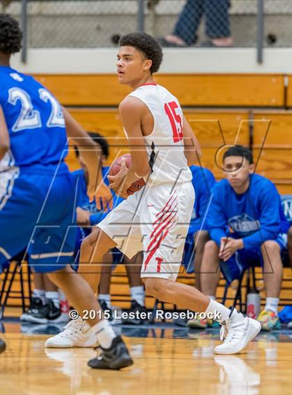 Thumbnail 2 in MacArthur vs Taft photogallery.