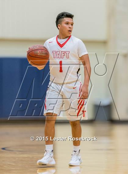 Thumbnail 2 in MacArthur vs Taft photogallery.