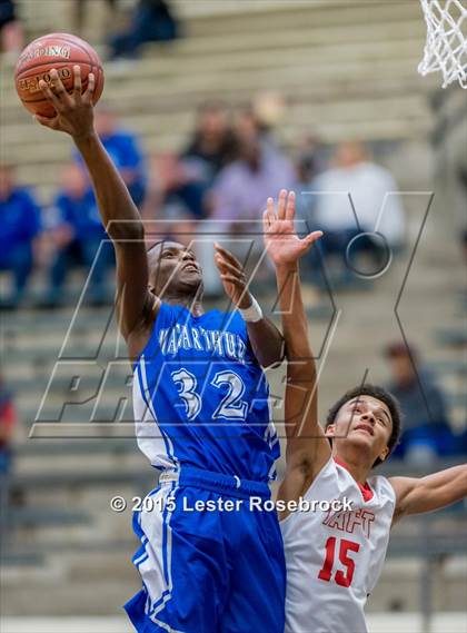 Thumbnail 3 in MacArthur vs Taft photogallery.