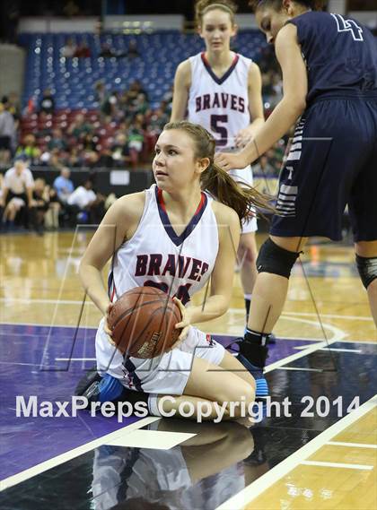 Thumbnail 1 in Justin-Siena vs. Sierra Canyon (CIF State D4 Final) photogallery.
