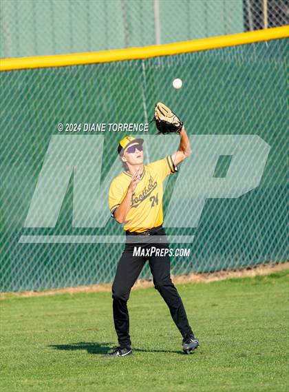 Thumbnail 1 in Esperanza @ Foothill photogallery.