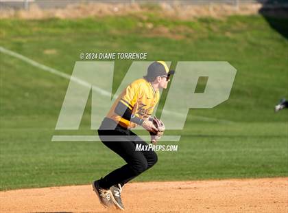 Thumbnail 1 in Esperanza @ Foothill photogallery.