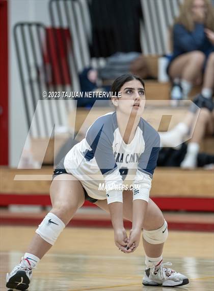 Thumbnail 1 in Sierra Canyon @ Harvard-Westlake photogallery.