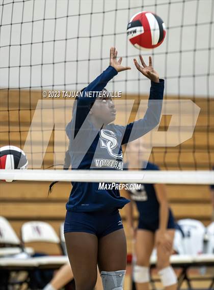 Thumbnail 1 in Sierra Canyon @ Harvard-Westlake photogallery.